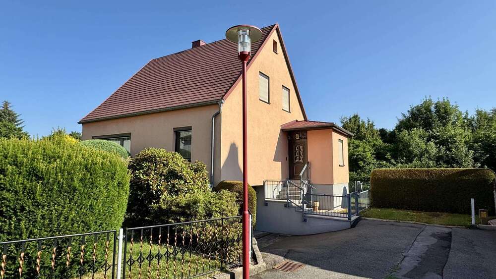Einfamilienhaus Reinsdorf - 5 Zimmer, 115 m&sup2;, 205.000&euro; | Angebot:26997227
