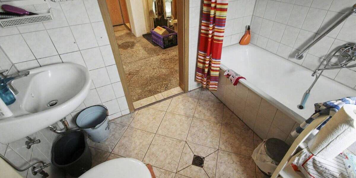 Einfamilienhaus Chemnitz Grüna - 5 Zimmer, 140 m&sup2;, 200.000&euro; | Angebot:26043972