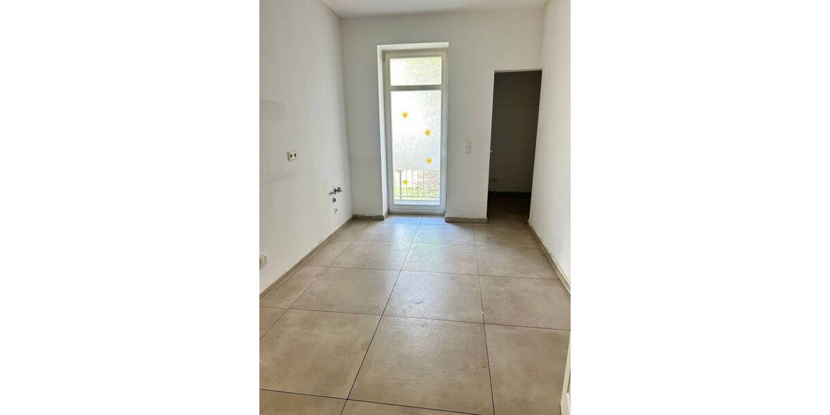 Etagenwohnung Chemnitz Sonnenberg - 4 Zimmer, 101 m&sup2;, 660&euro; | Angebot:26929889