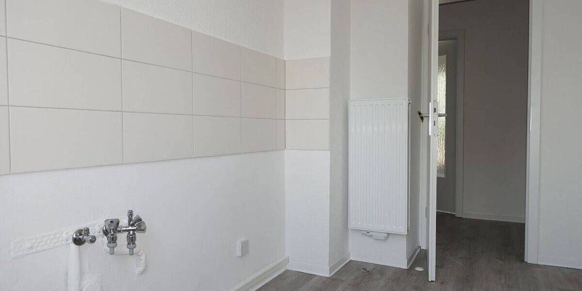 Etagenwohnung Chemnitz Kapellenberg - 2 Zimmer, 48 m&sup2;, 260&euro; | Angebot:26916697