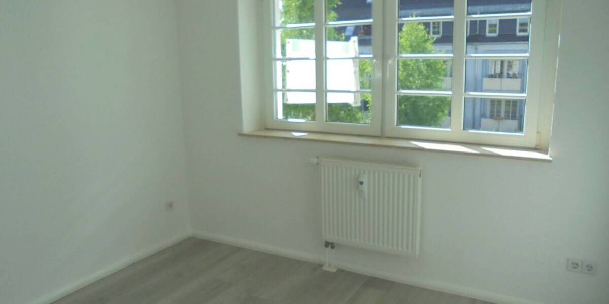 Etagenwohnung Chemnitz Lutherviertel - 2 Zimmer, 43 m&sup2;, 280&euro; | Angebot:26816881