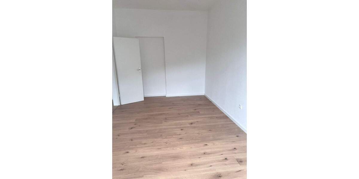 Zimmer Chemnitz Hilbersdorf - 2 Zimmer, 60 m&sup2;, 350&euro; | Angebot:26205718