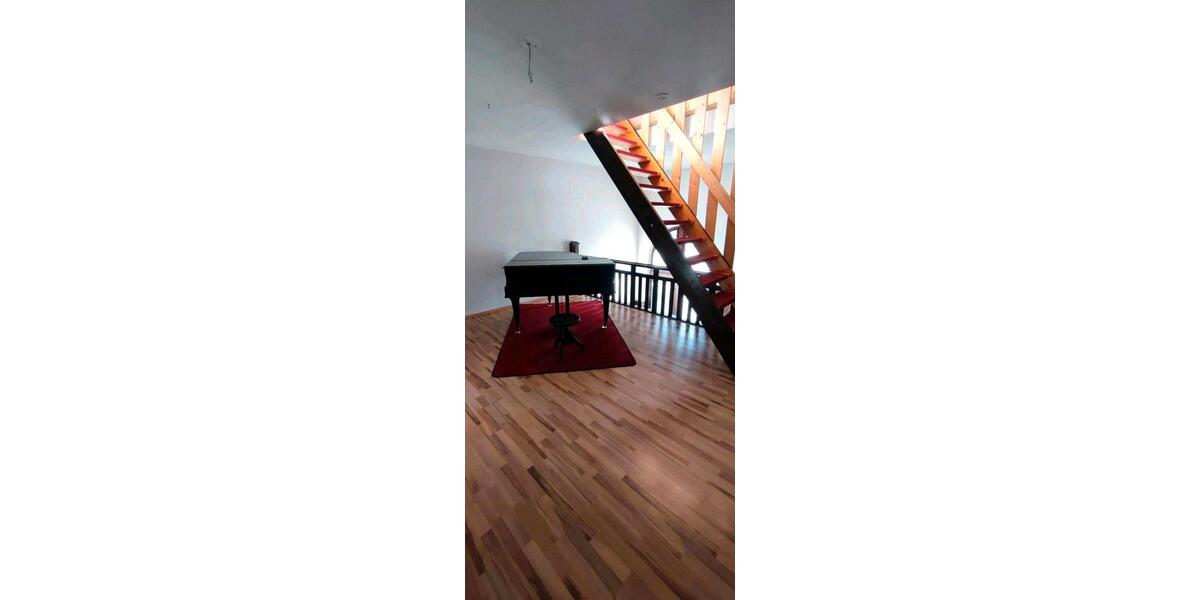 Villa Waldheim - 7 Zimmer, 293 m&sup2;, 399.500&euro; | Angebot:26847393