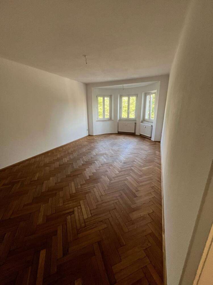 Wohnung zum Mieten in Chemnitz 680 € 109.87 m²