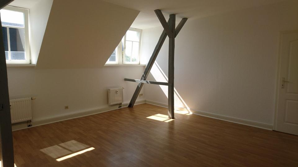 Gemütlich Dachgeschoßwohnung 3 zimmer