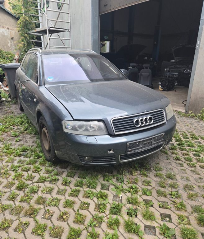 Audi A4 100.000 km 999 € Chemnitz 09120