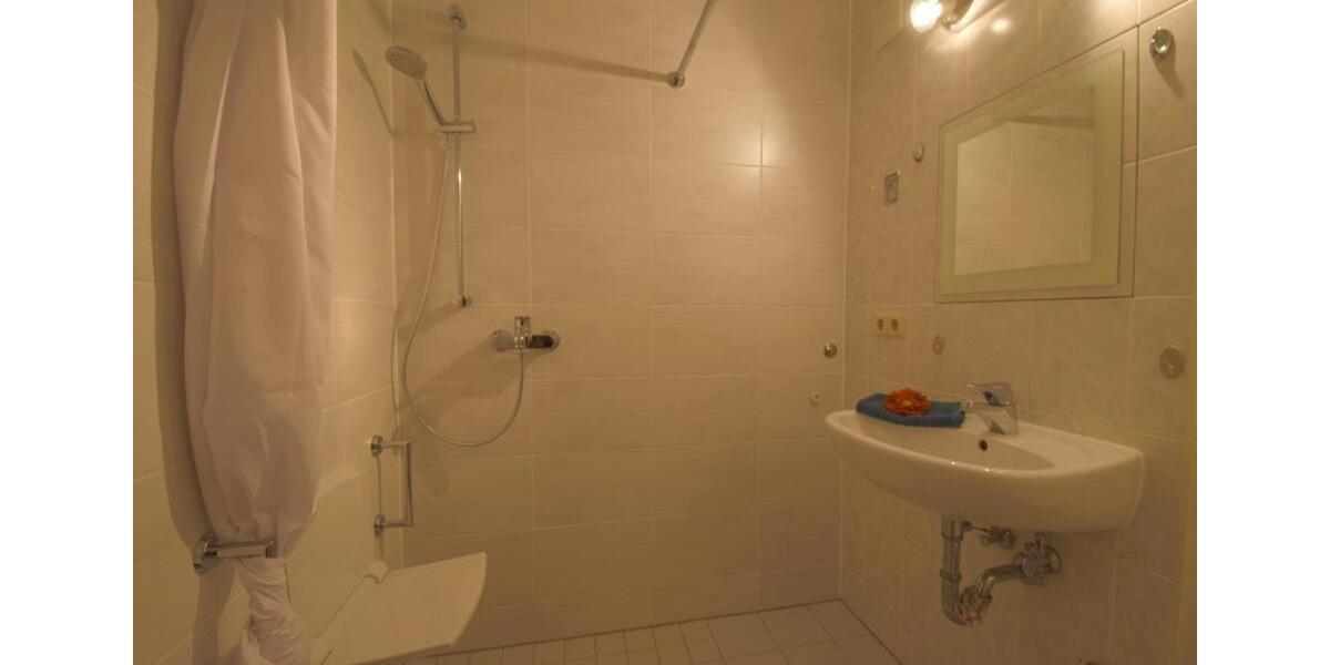 Etagenwohnung Hohenstein-Ernstthal Ernstthal - 1 Zimmer, 37 m&sup2;, 252&euro; | Angebot:26364566
