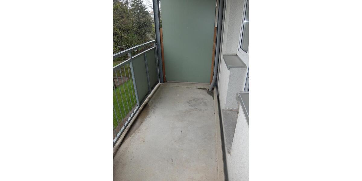 Etagenwohnung Chemnitz Helbersdorf - 4 Zimmer, 70 m&sup2;, 400&euro; | Angebot:26165749