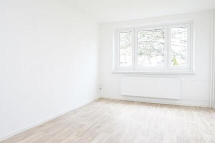 Wohnung Chemnitz Adelsberg - 3 Zimmer, 92 m&sup2;, 571&euro; | Angebot:26295080