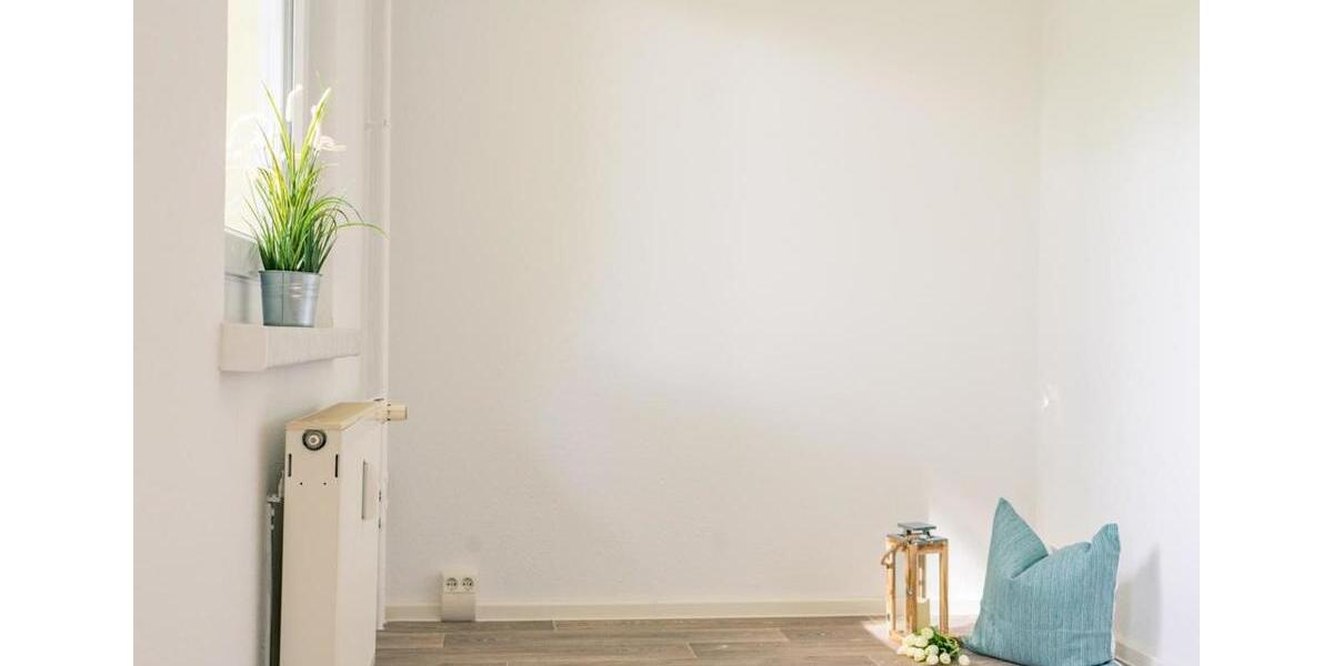 Etagenwohnung Chemnitz Markersdorf - 1 Zimmer, 36 m&sup2;, 215&euro; | Angebot:26682576