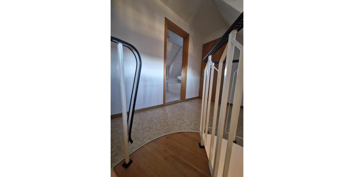 4 Raum Wohnung im sanierten Altbau im Stadtkern von Oederan 4 zimmer