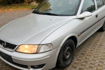 Opel Vectra 185.000 km 549 € Chemnitz 09123