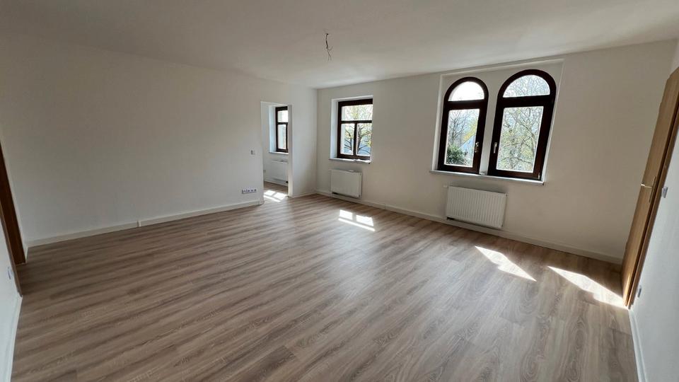 Etagenwohnung Chemnitz Ebersdorf - 2 Zimmer, 52 m&sup2;, 260&euro; | Angebot:26534402