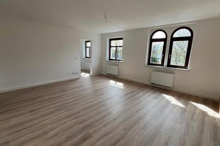 Wohnung Chemnitz Ebersdorf - 2 Zimmer, 52 m&sup2;, 260&euro; | Angebot:26534402