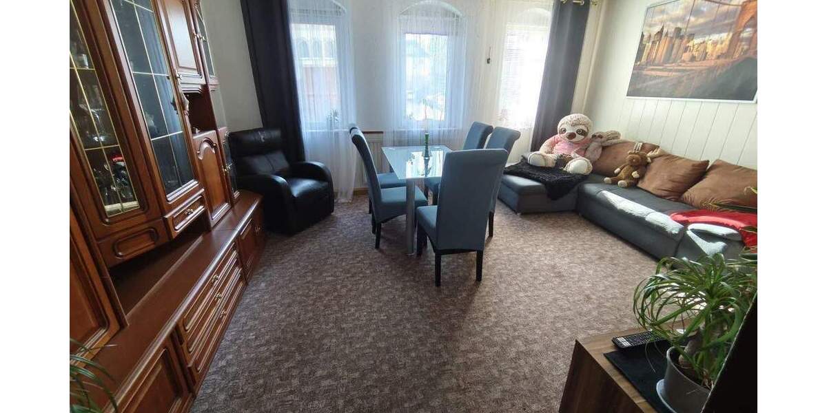 Reihenendhaus Burgstädt - 6 Zimmer, 150 m&sup2;, 120.000&euro; | Angebot:25741423