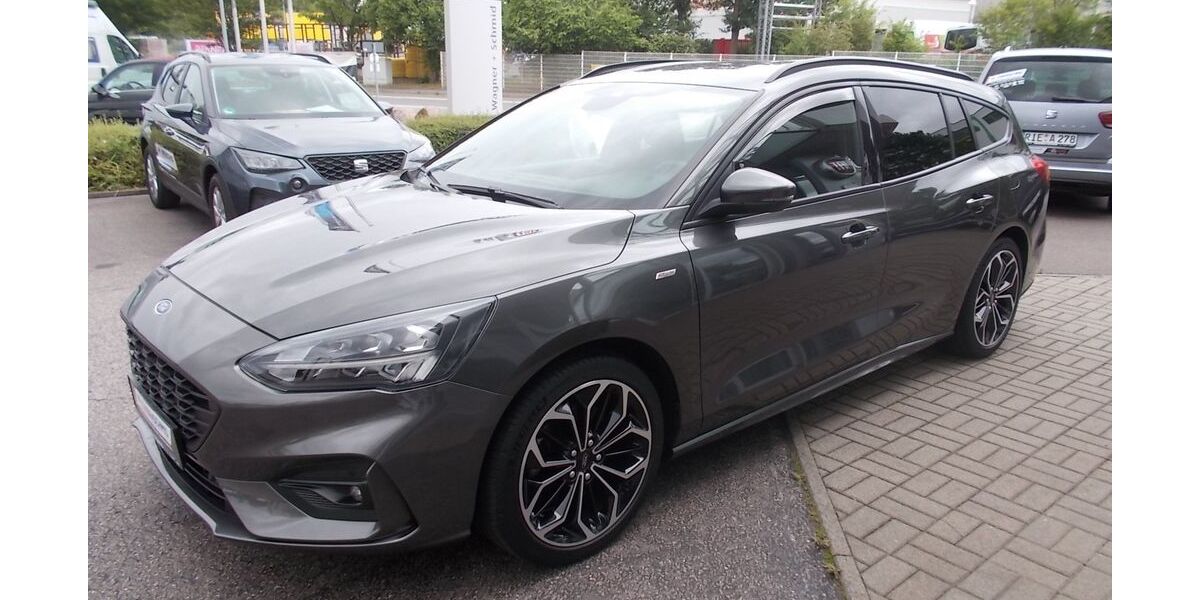 Ford Focus 31.069 km 17.850 &euro; Waldheim 04736