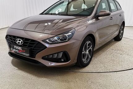 Hyundai i30 50.700 km 16.499 &euro; Chemnitz - Mittelbach 09224