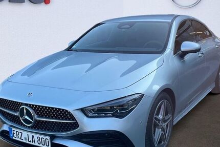 Mercedes CLA 200