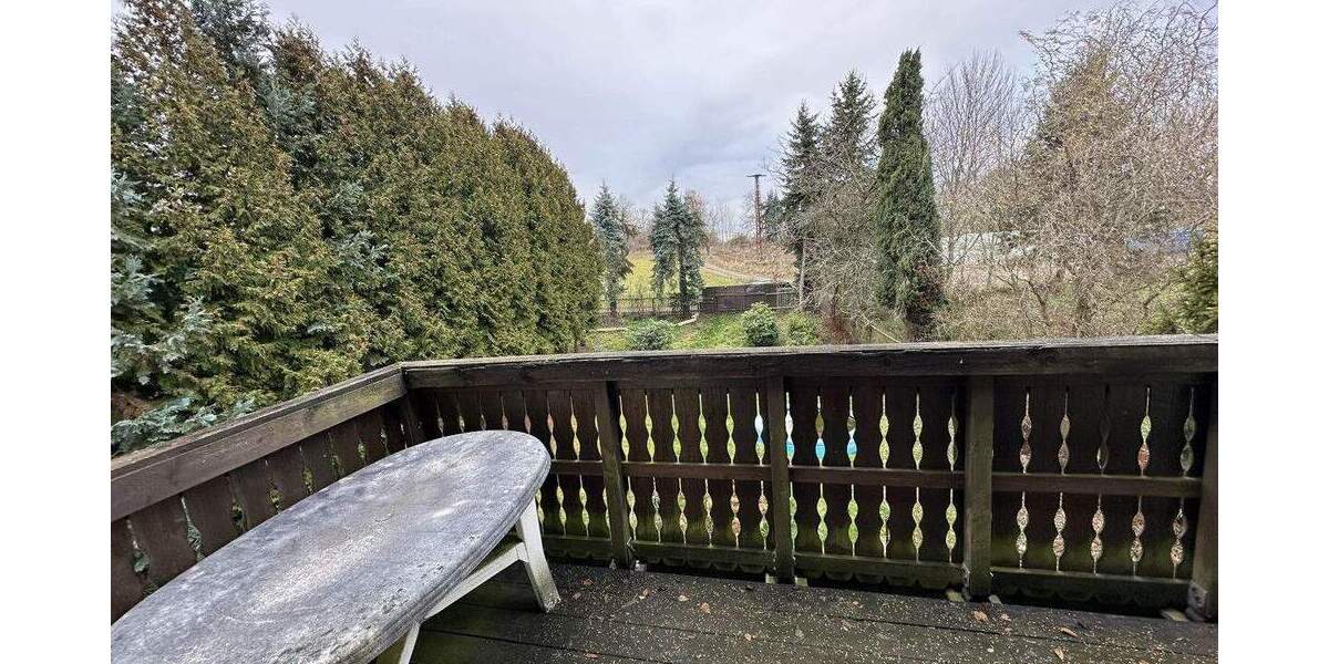 Mehrfamilienhaus, Wohnhaus Burgstädt / Burkersdorf Burgstädt - 6 Zimmer, 262 m&sup2;, 308.000&euro; | Angebot:25688326
