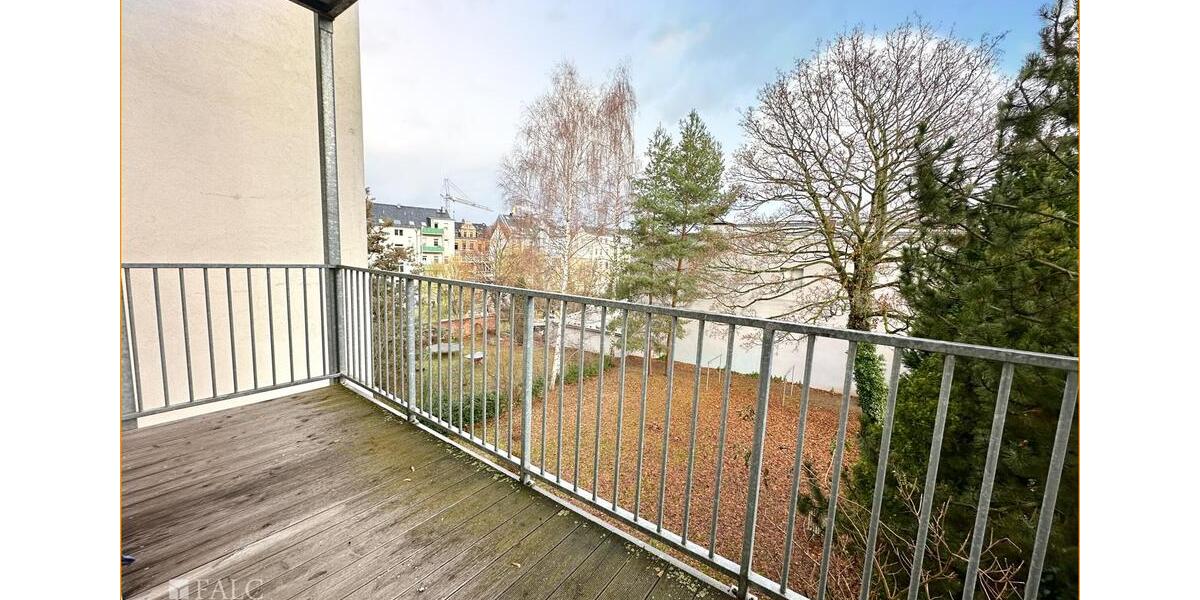 Etagenwohnung Chemnitz Kapellenberg - 1 Zimmer, 50 m&sup2;, 300&euro; | Angebot:14493122