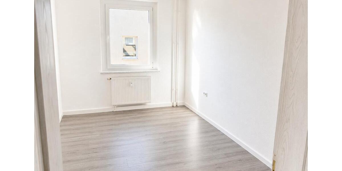 Etagenwohnung Chemnitz Markersdorf - 2 Zimmer, 45 m&sup2;, 245&euro; | Angebot:25428645