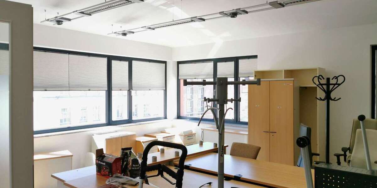 Penthousewohnung mit großer Dachterrasse am Opernplatz 4 zimmer