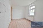 große 5-Raum-Wohnung im 1. OG, 2 Bäder, Wanne + Dusche in Taura bei Burgstädt, nördlich von Chemnitz