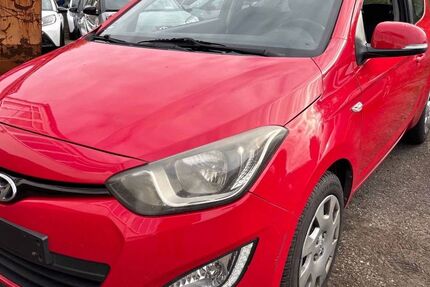 Hyundai i20 162.000 km 2.690 &euro; Chemnitz 09114