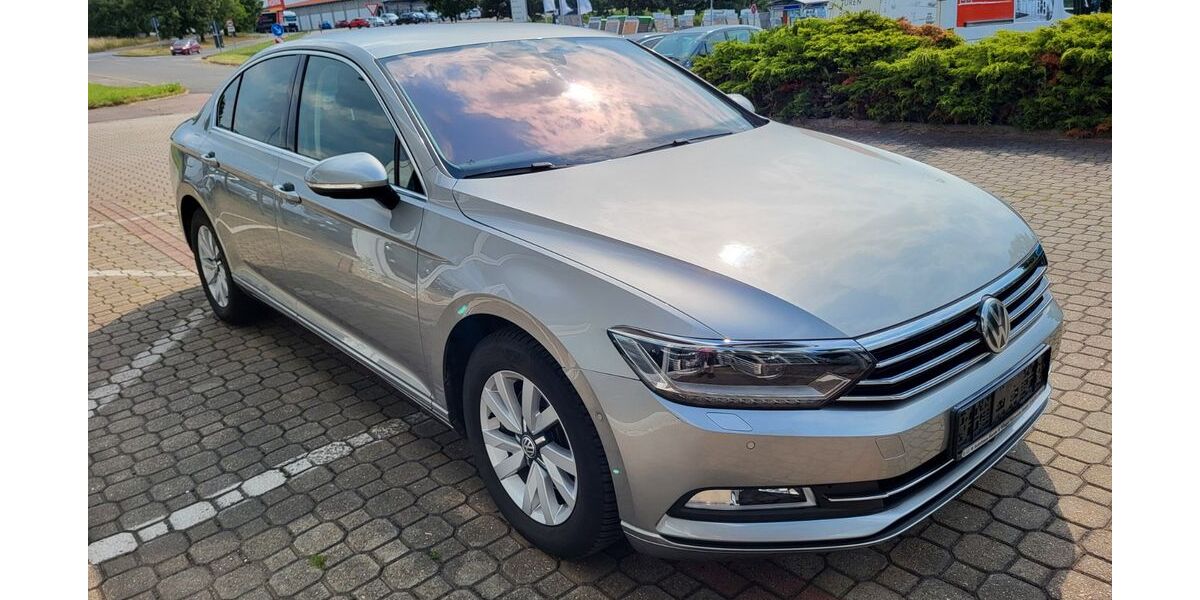 VW Passat 85.375 km 13.590 &euro; Rossau 09661