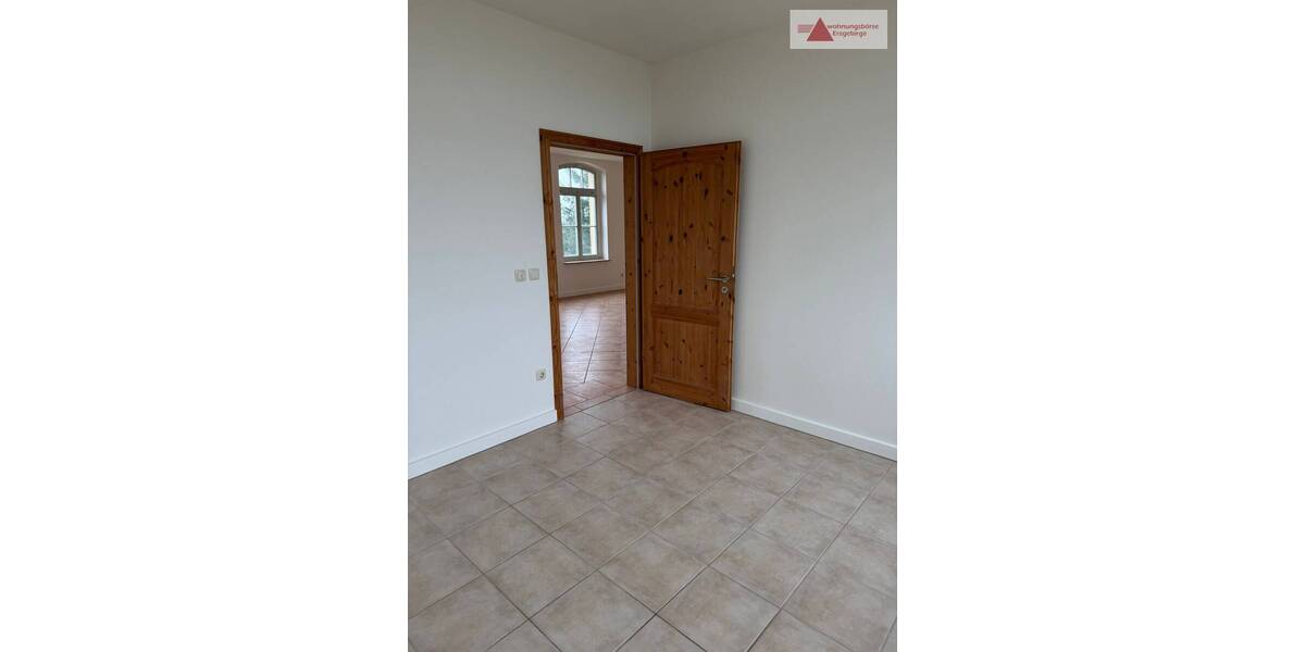 Etagenwohnung Erlau - 3 Zimmer, 107 m&sup2;, 149.000&euro; | Angebot:26643046