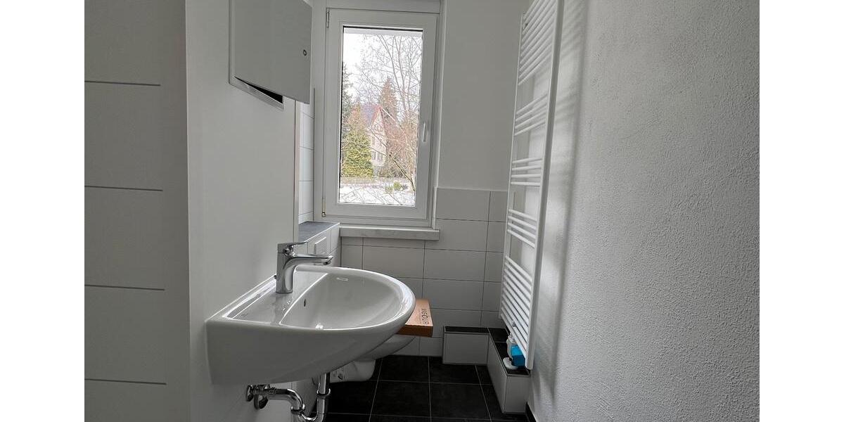 Dachgeschoßwohnung Chemnitz Helbersdorf - 3 Zimmer, 58 m&sup2;, 310&euro; | Angebot:26165741