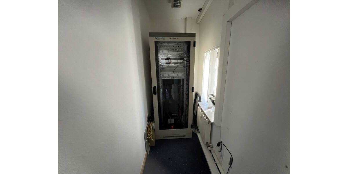 Gewerbeobjekt Chemnitz Adelsberg - 8 Zimmer, 2 m&sup2;, 18.445&euro; | Angebot:25682499