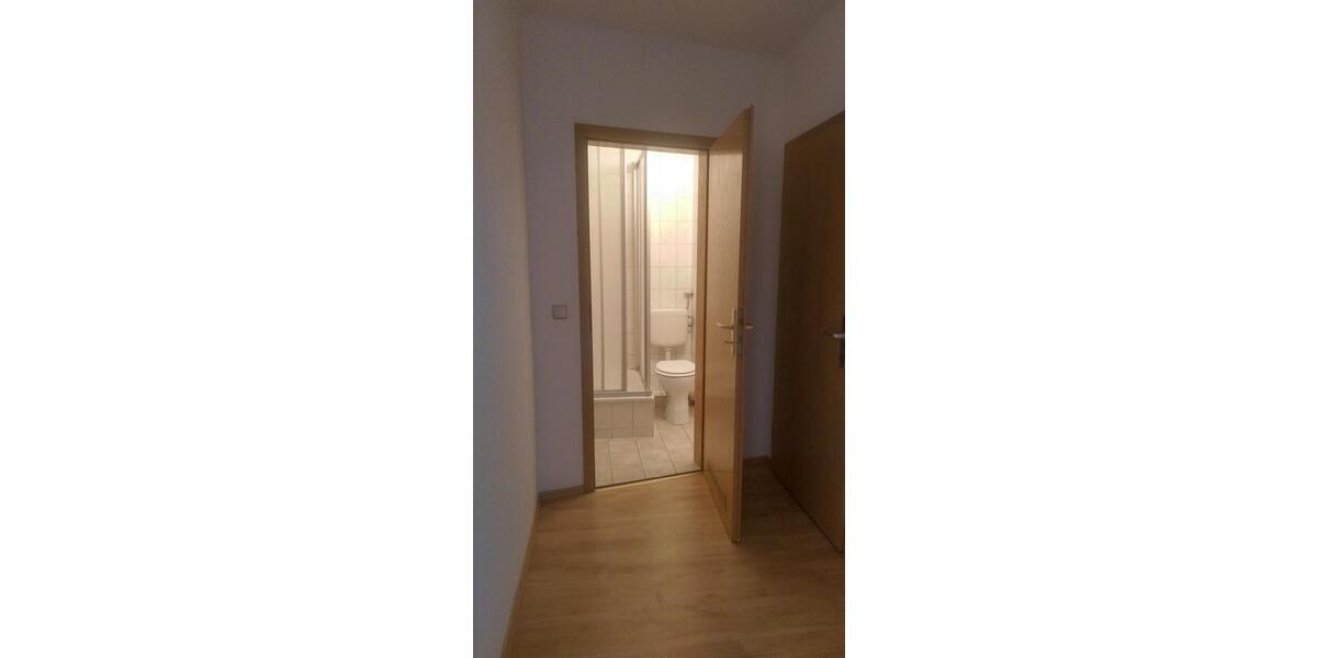 Etagenwohnung Waldheim - 1 Zimmer, 39 m&sup2;, 215&euro; | Angebot:25058160