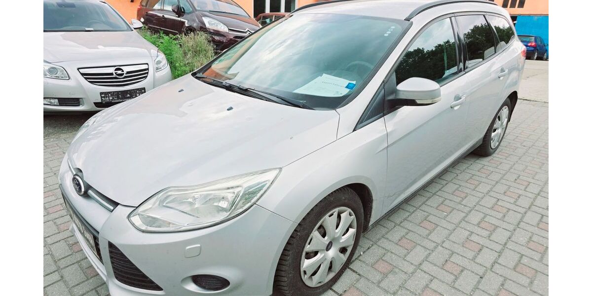 Ford Focus 237.000 km 1.990 € Chemnitz 09114
