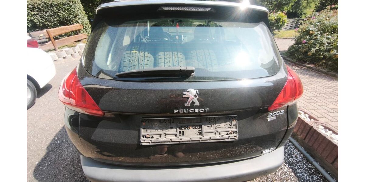Peugeot 2008 110.000 km 4.800 &euro; Hartha 04746