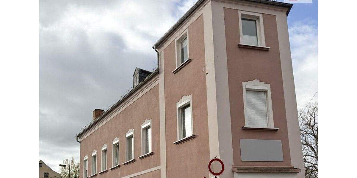 Wohnen, vermieten & Gewerbe: Stadthaus mit Kamin, Balkon und Garten in Lichtenstein (Zwickau) 8 zimmer