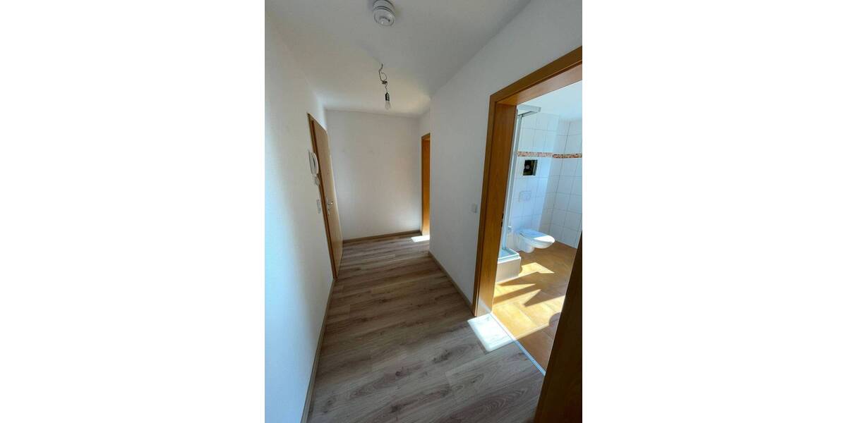 Zimmer Chemnitz Lutherviertel - 1 Zimmer, 28 m&sup2;, 170&euro; | Angebot:25970872