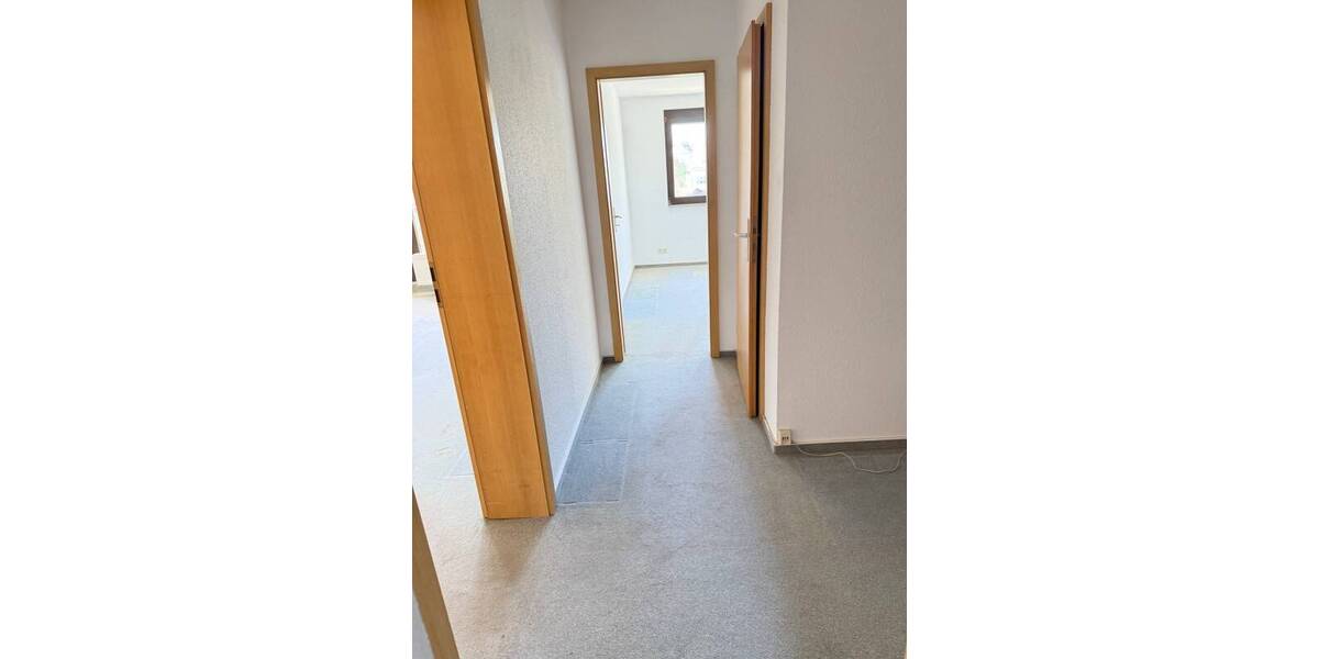 Etagenwohnung Mittweida - 3 Zimmer, 82 m&sup2;, 119.000&euro; | Angebot:26188662