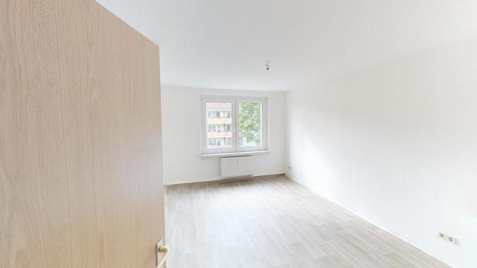 Etagenwohnung Chemnitz Helbersdorf - 3 Zimmer, 61 m&sup2;, 389&euro; | Angebot:26682215