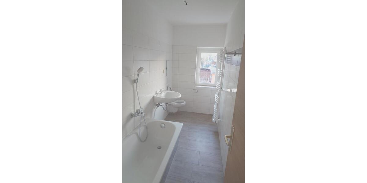 Etagenwohnung Oberschöna - 5 Zimmer, 110 m&sup2;, 900&euro; | Angebot:24767996