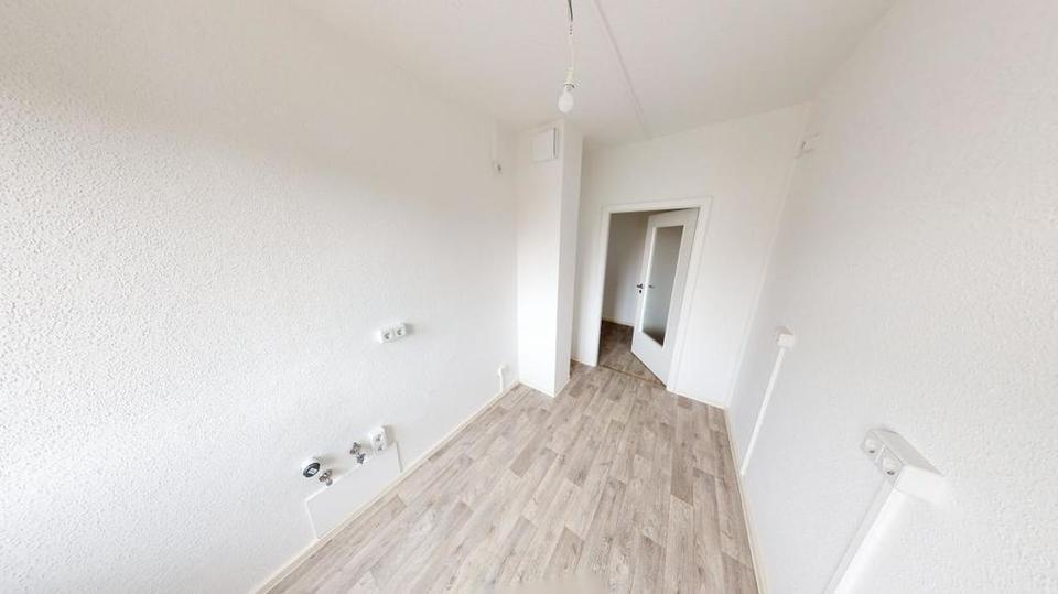 Erdgeschoßwohnung Chemnitz Adelsberg - 3 Zimmer, 71 m&sup2;, 460&euro; | Angebot:26429566