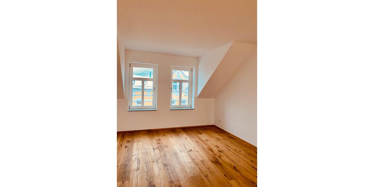 Dachgeschoßwohnung Chemnitz Hilbersdorf - 3 Zimmer, 101 m&sup2;, 808&euro; | Angebot:25538973