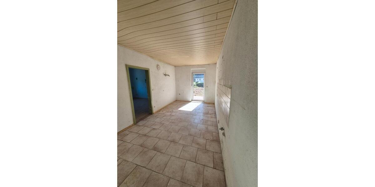 Mehrfamilienhaus, Wohnhaus Hainichen - 14 Zimmer, 320 m&sup2;, 29.999&euro; | Angebot:26932417