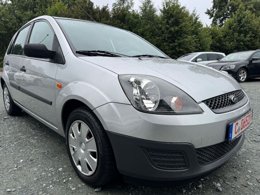 Ford Fiesta 74.515 km 3.499 € Chemnitz 09125