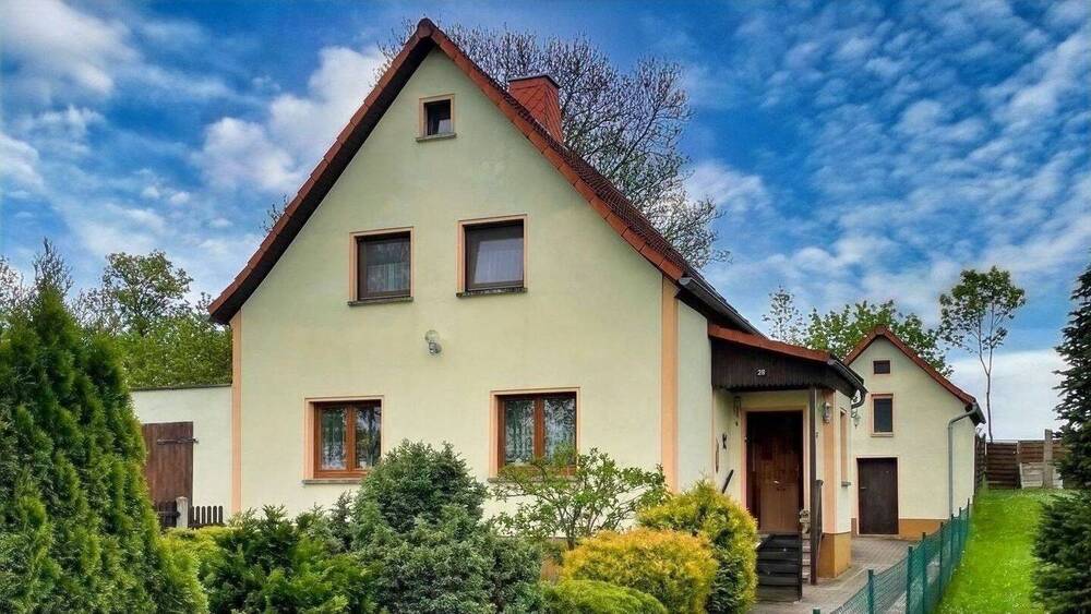 Einfamilienhaus Penig - 6 Zimmer, 88 m&sup2;, 145.000&euro; | Angebot:25690421