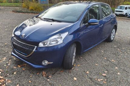 Peugeot 208 93.600 km 3.900 € Frankenberg 09669