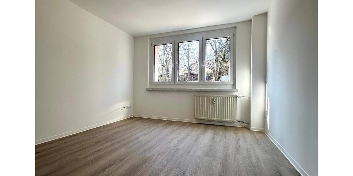 Etagenwohnung Chemnitz Helbersdorf - 4 Zimmer, 91 m&sup2;, 850&euro; | Angebot:25384416