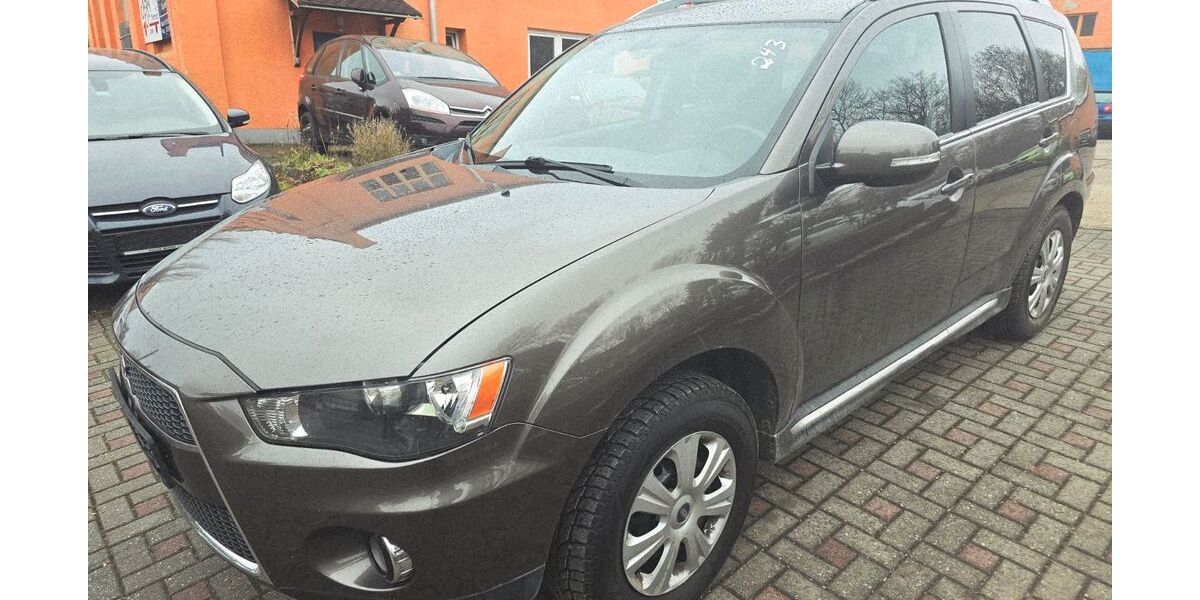 Mitsubishi Outlander 134.650 km 5.990 € Chemnitz 09114