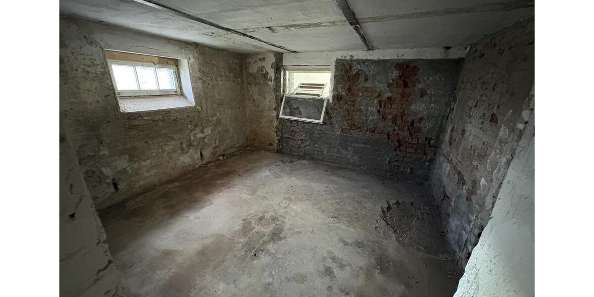 Einfamilienhaus Hohenstein-Ernstthal Ernstthal - 8 Zimmer, 80 m&sup2;, 210.000&euro; | Angebot:26133190