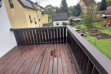 Große modernisierte 4 - Zimmer Wohnung mit Balkon im Grünen und stadtnah 4 zimmer